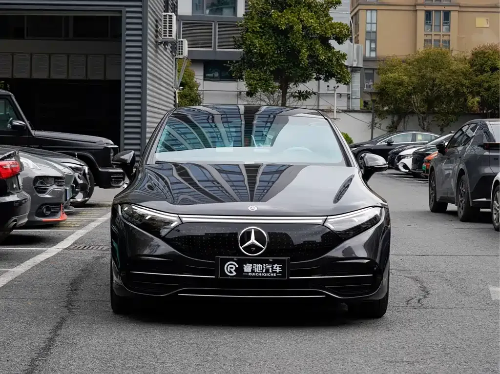 Mercedes-Benz EQS — фото 10