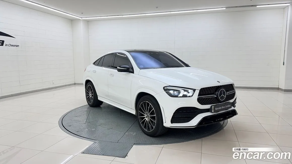 Mercedes-Benz GLE-Class — фото 7