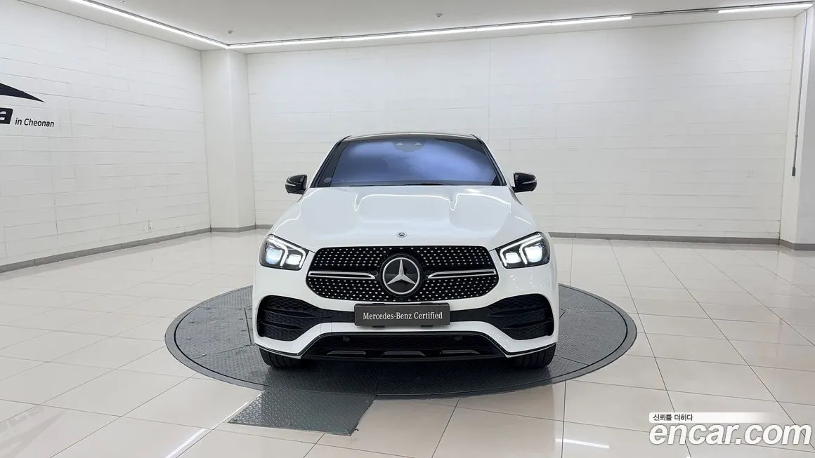 Mercedes-Benz GLE-Class — фото 6