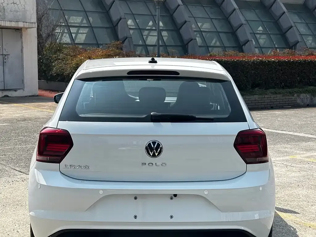 Volkswagen Polo 2023 из CN, фото 4