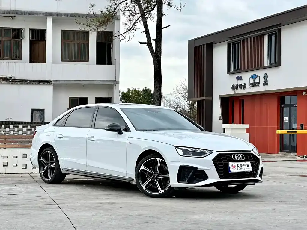 Audi A4L — фото 6