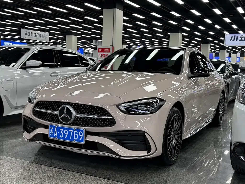 Mercedes-Benz C-Class — фото 1
