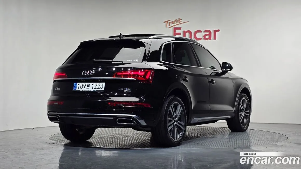 Audi Q5 2021 из KR, фото 4