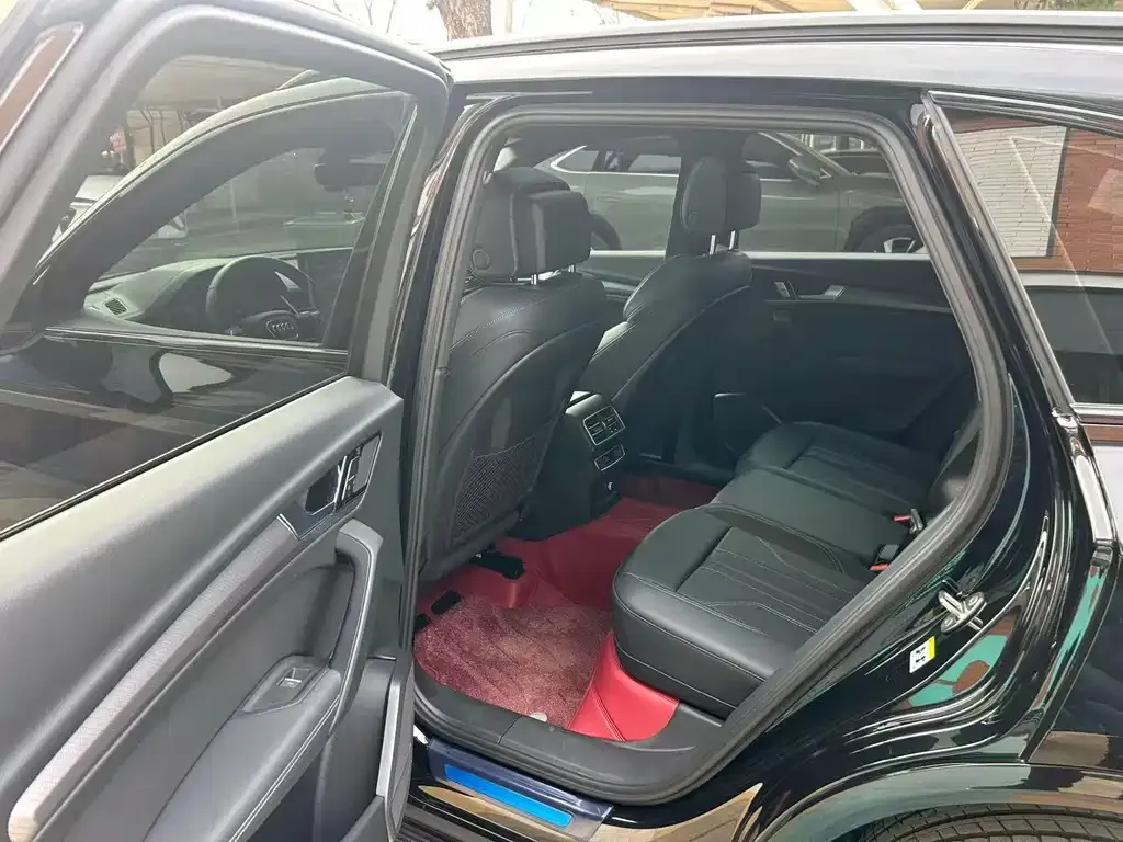 Audi Q5L 2025 из CN, фото 7