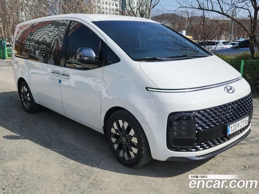 Hyundai Staria — фото 2