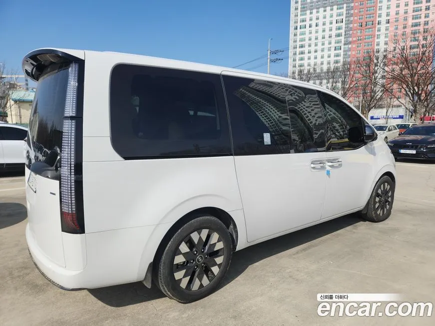 Hyundai Staria — фото 10