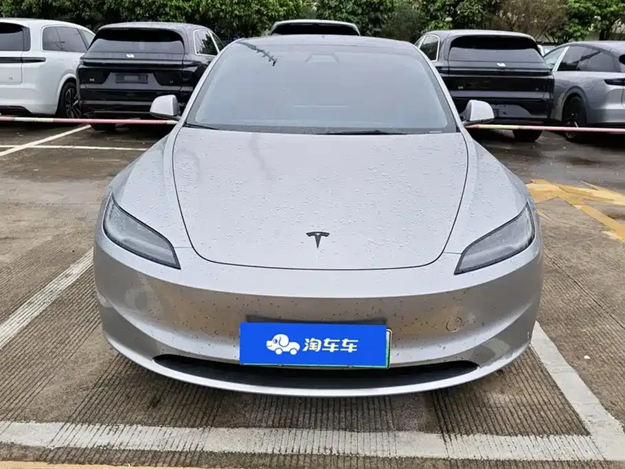 Tesla Model 3 — фото 10