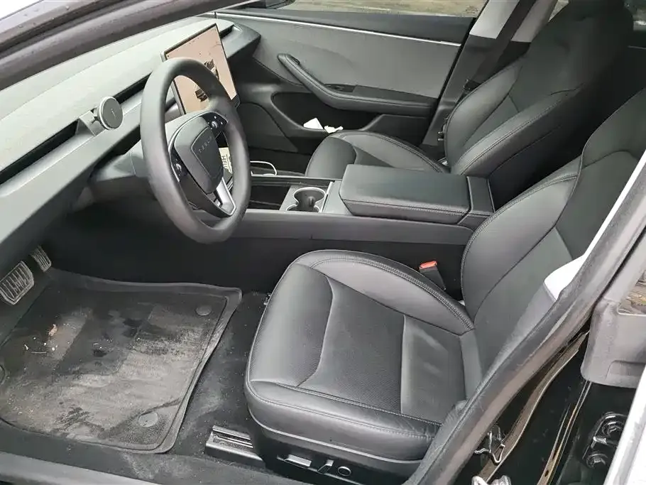 Tesla Model 3 — фото 2