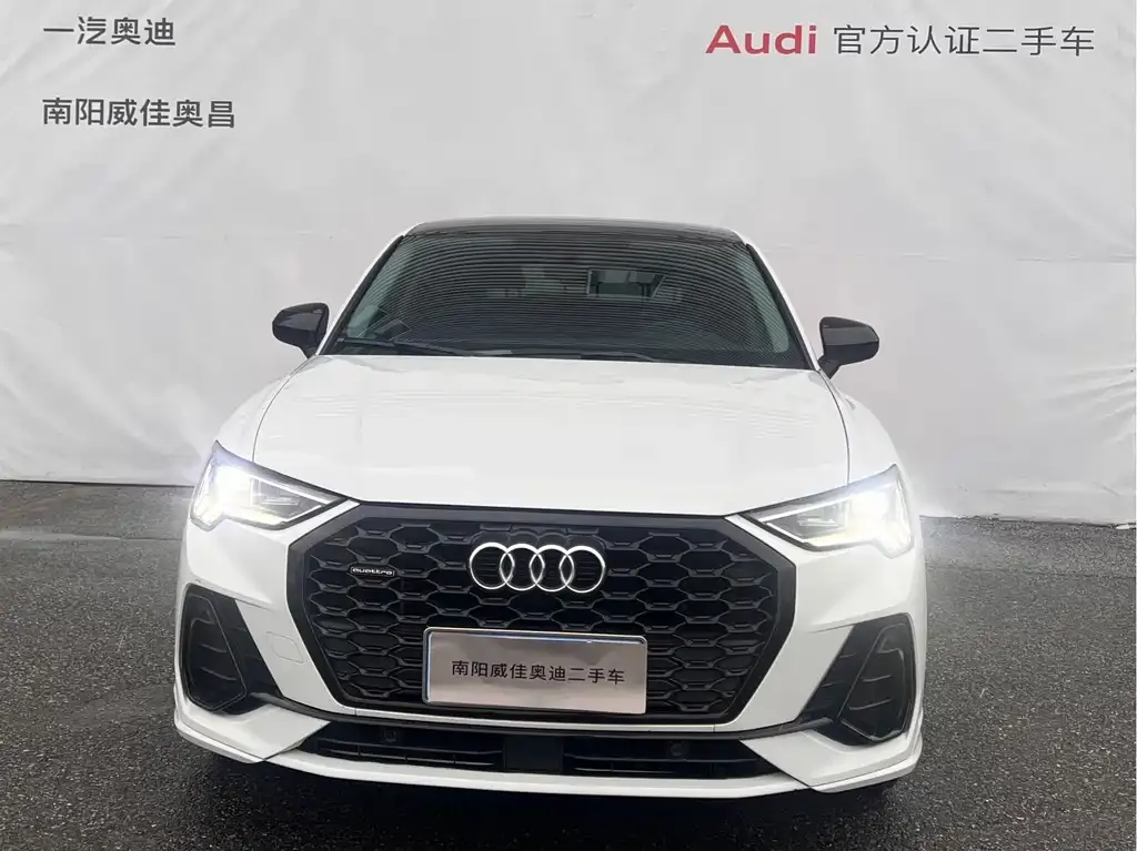 Audi Q3 Sportback — фото 8