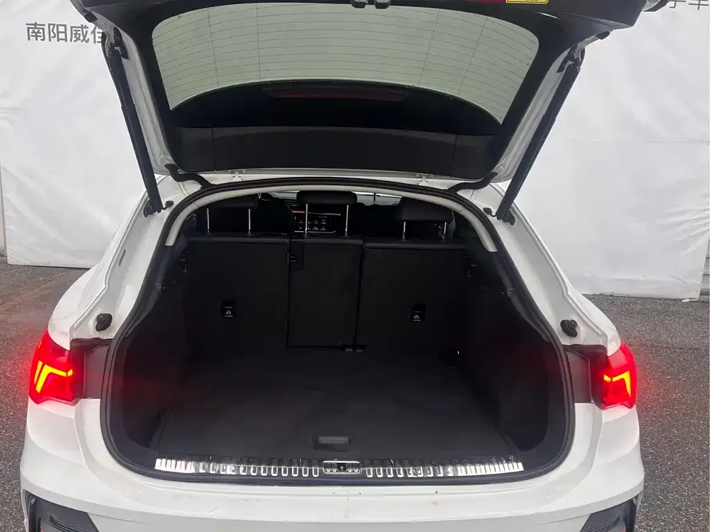 Audi Q3 Sportback — фото 6