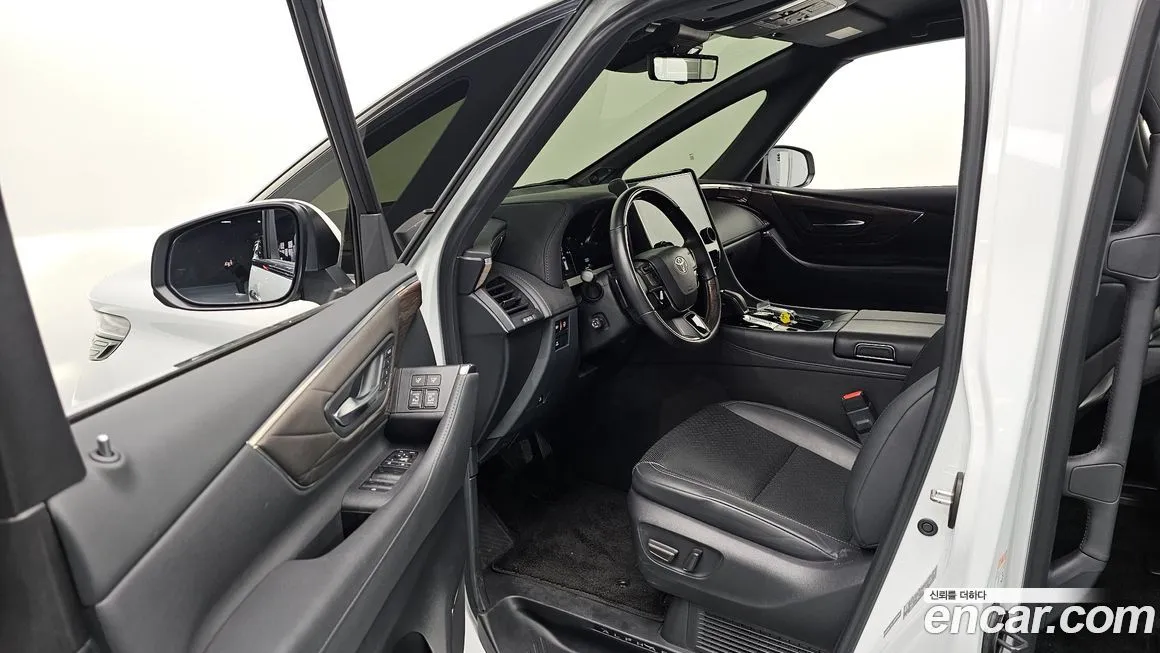 Toyota Alphard 2024 из KR, фото 10