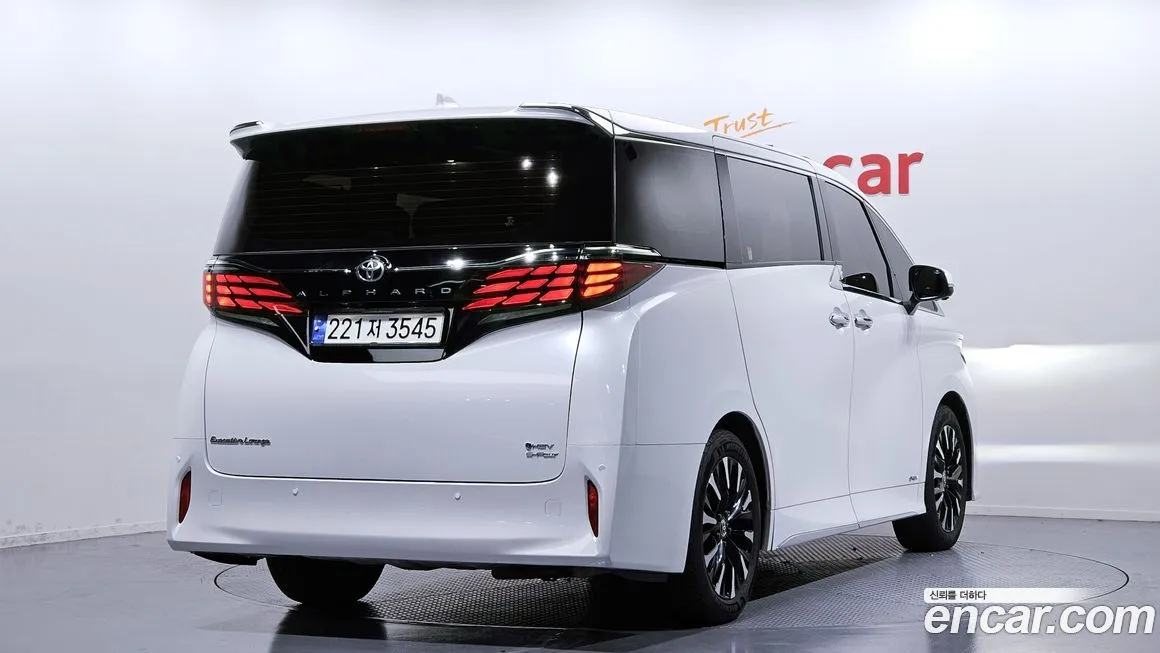 Toyota Alphard 2024 из KR, фото 9