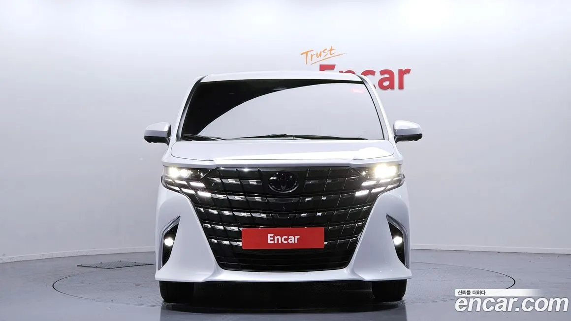 Toyota Alphard 2024 из KR, фото 2