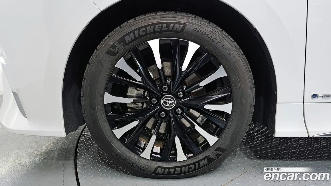 Toyota Alphard 2024 из KR, фото 6