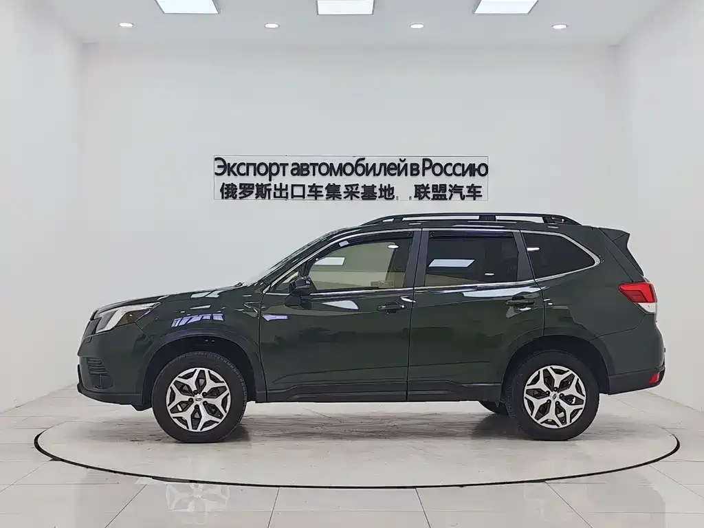 Subaru Forester — фото 7