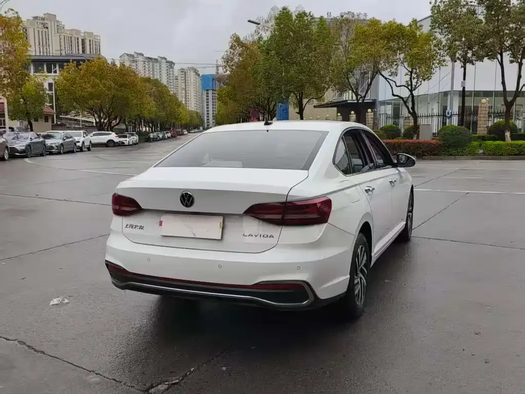 Volkswagen Lavida 2022 из CN, фото 7