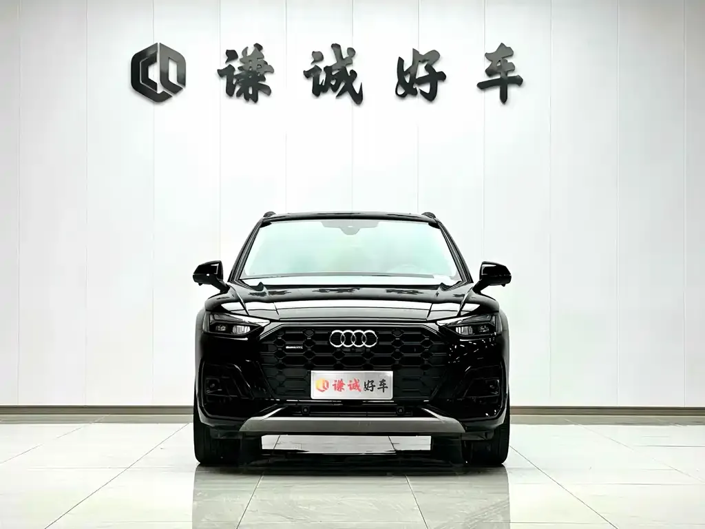 Audi Q5L 2022 из CN, фото 2