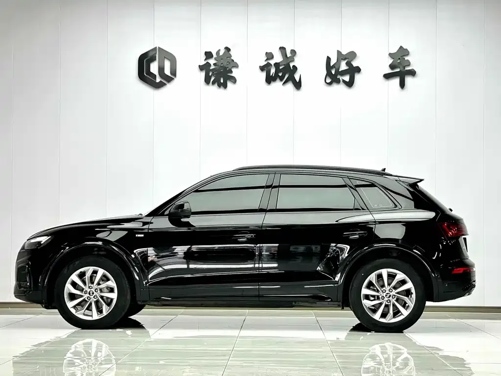 Audi Q5L 2022 из CN, фото 3