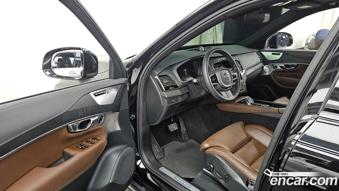Volvo XC90 — фото 4