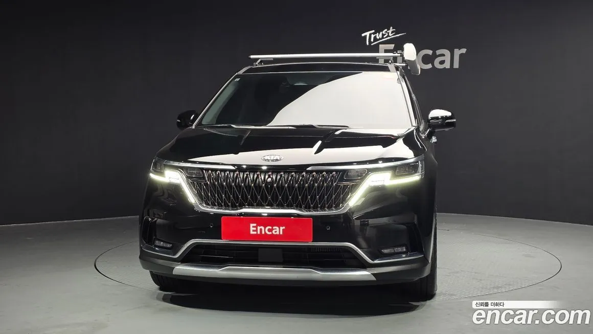 Kia Carnival — фото 10