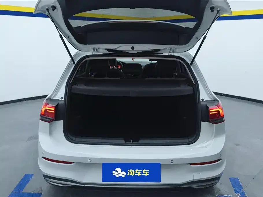 Volkswagen Golf 2022 из CN, фото 7