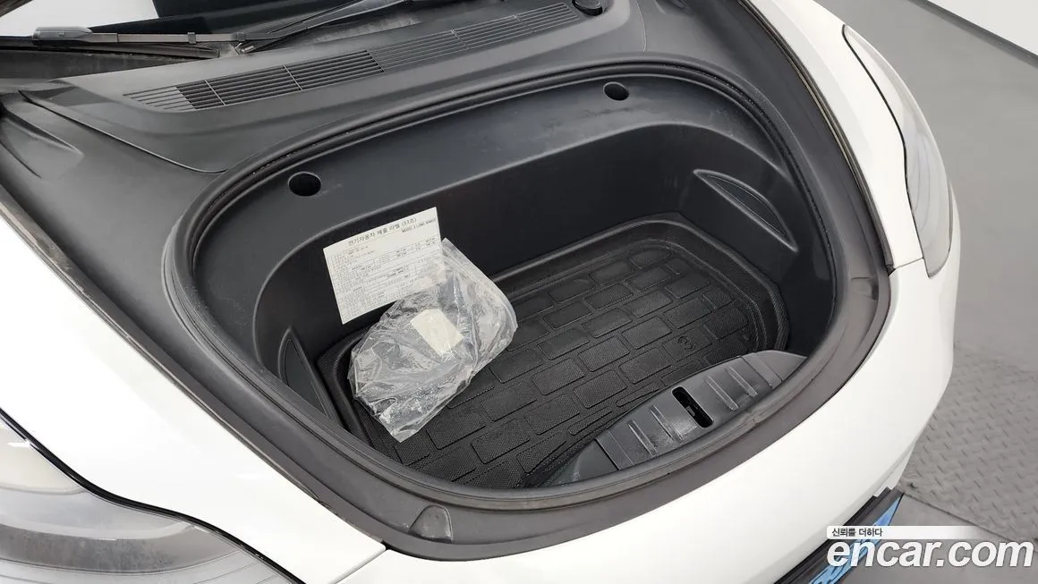 Tesla Model 3 2022 из KR, фото 2