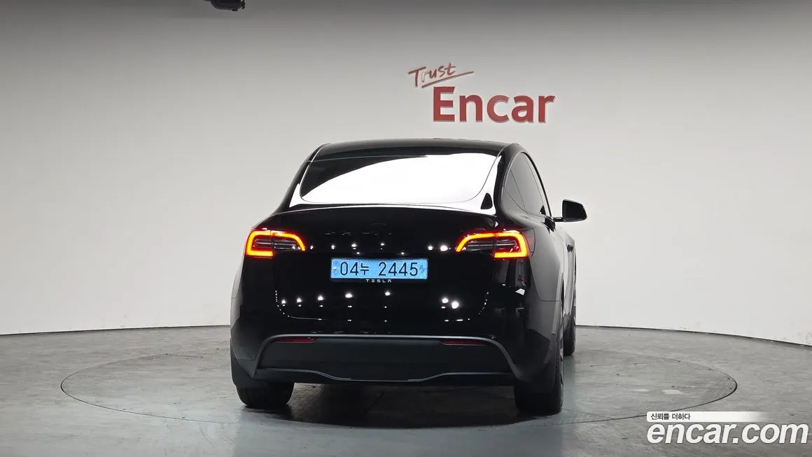 Tesla Model Y 2024 из KR, фото 2