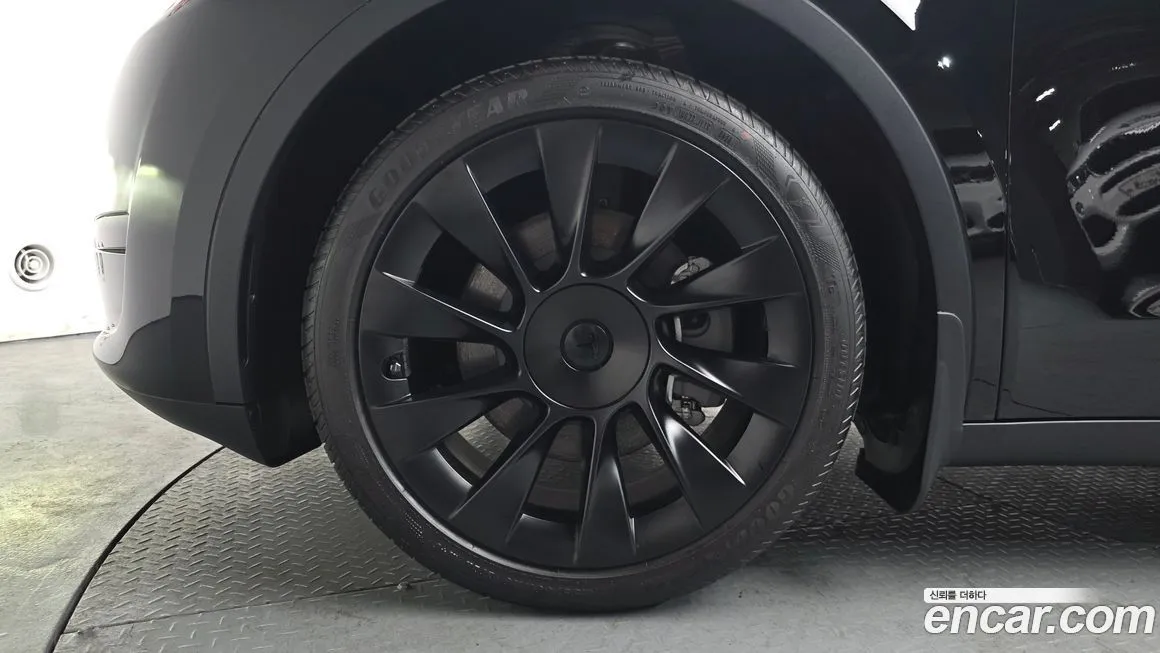 Tesla Model Y 2024 из KR, фото 5