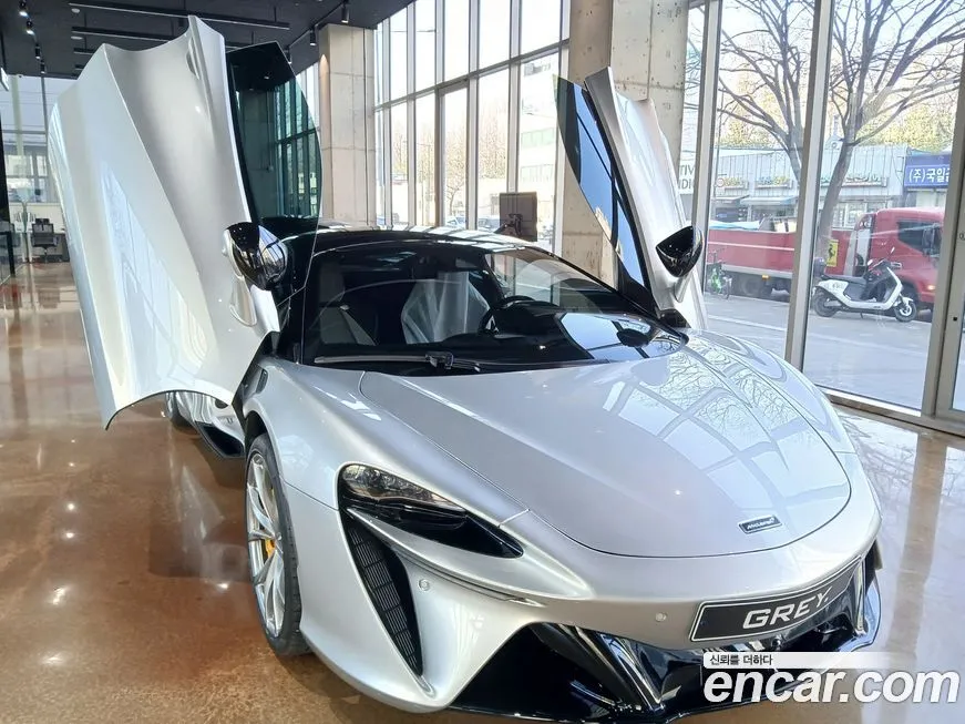 Mclaren Artura 2023 из KR, фото 7