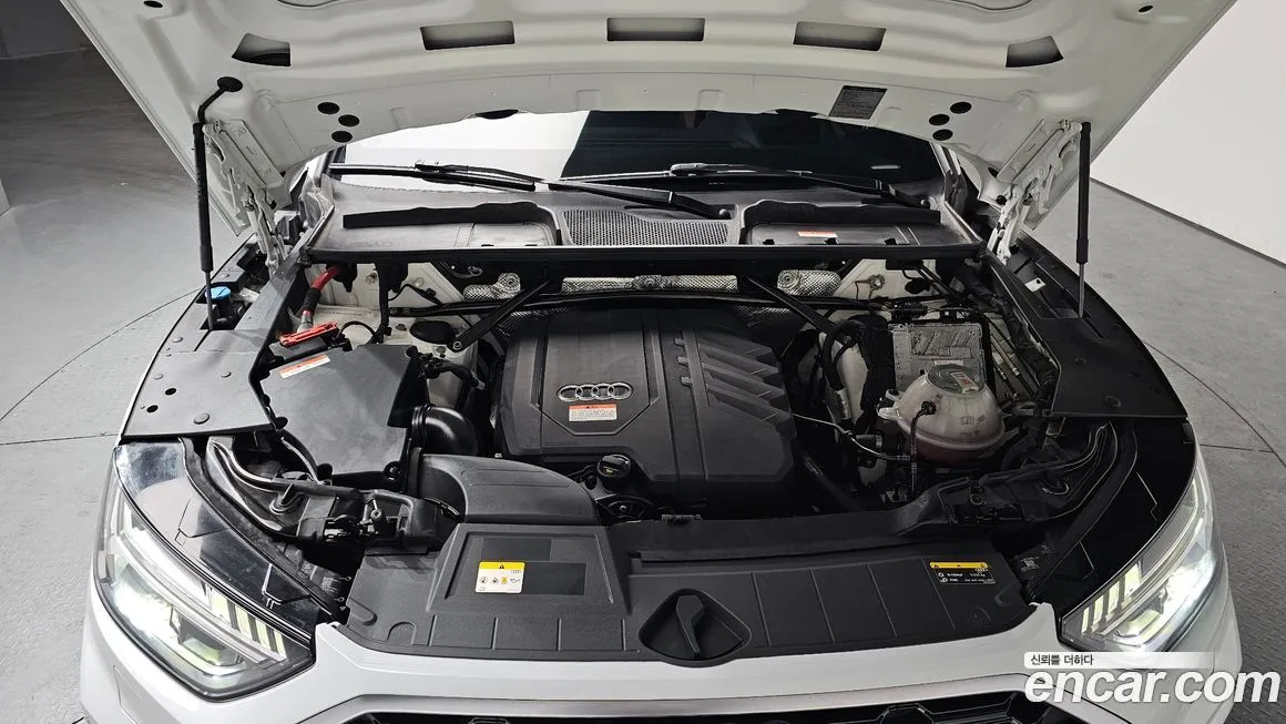 Audi Q5 2021 из KR, фото 6