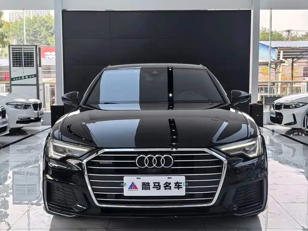 Audi A6L — фото 2