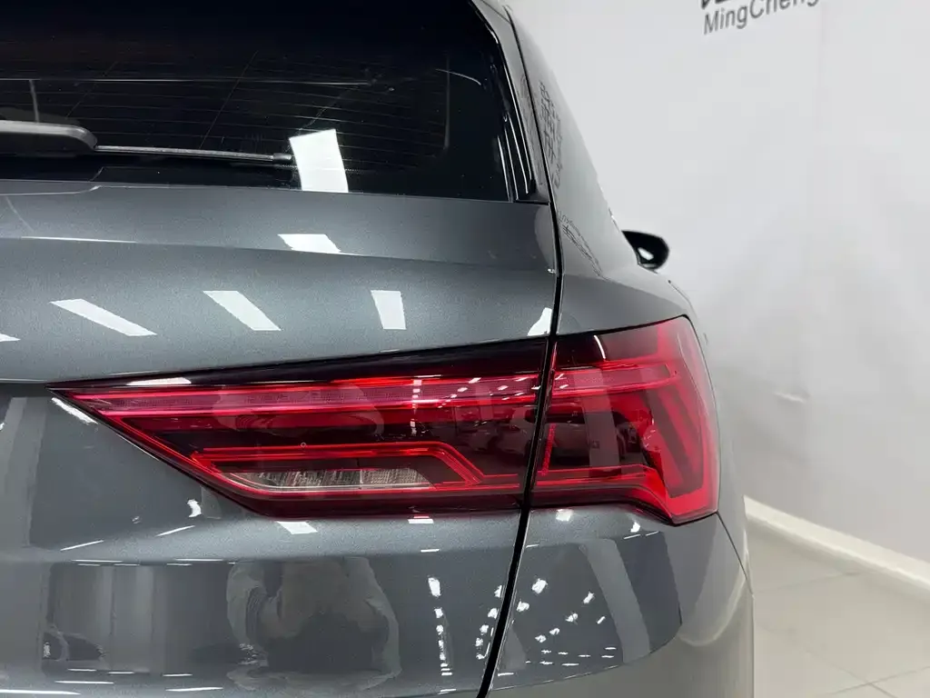 Audi Q3 — фото 2