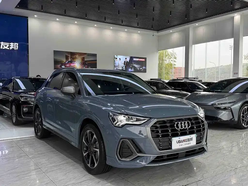 Audi Q3 — фото 10