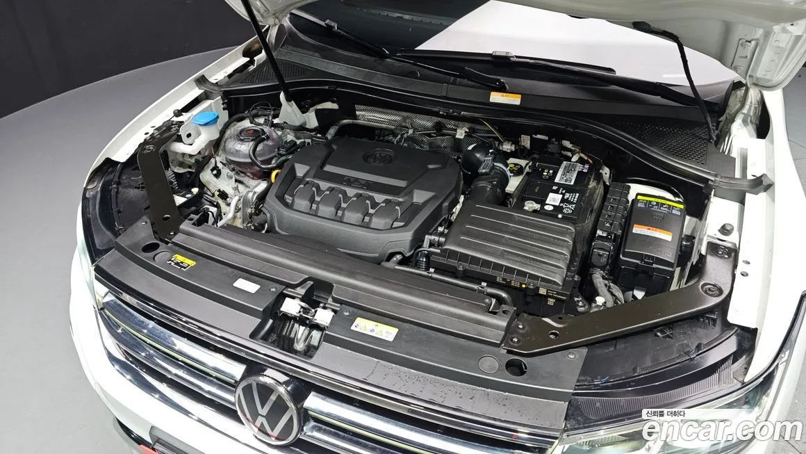 Volkswagen Tiguan 2023 из KR, фото 10