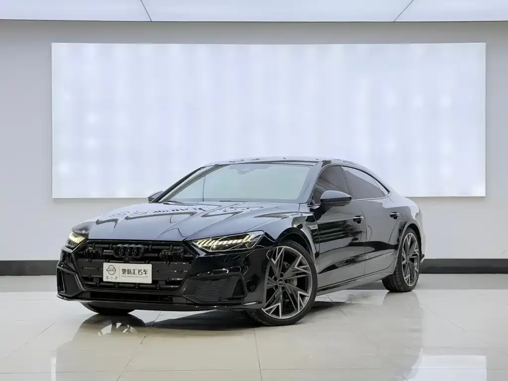 Audi A7L — фото 1