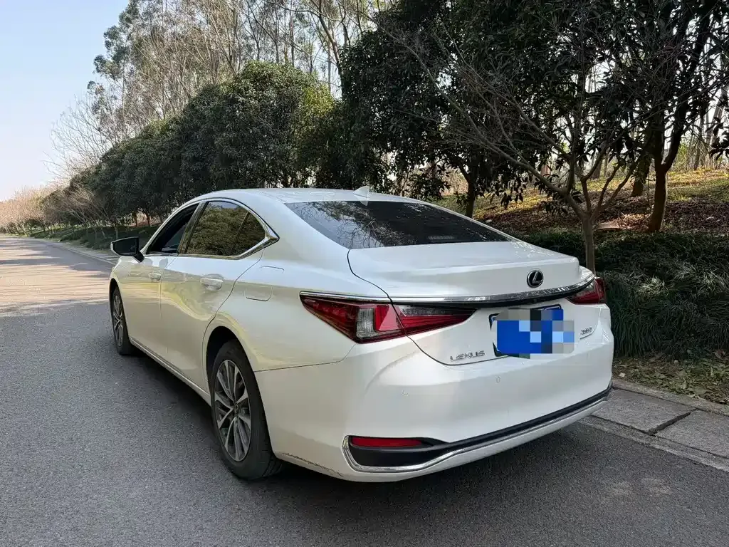 Lexus ES 2024 из CN, фото 7
