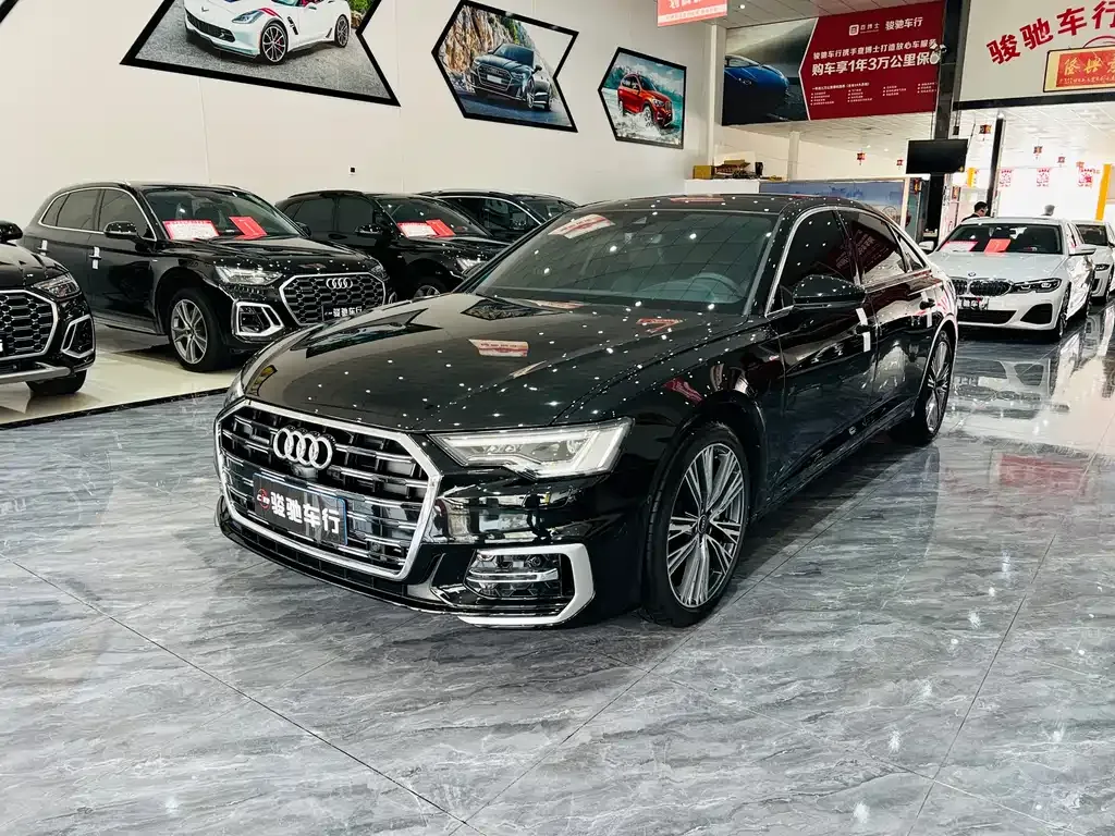 Audi A6L — фото 1