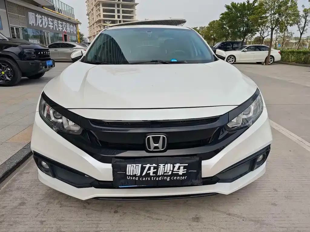 Honda Civic — фото 5