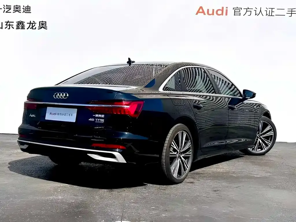 Audi A6L — фото 9