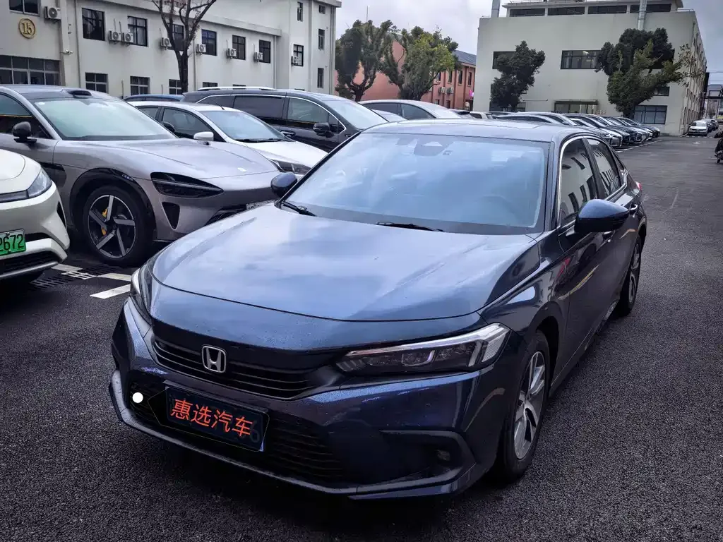 Honda Civic — фото 1