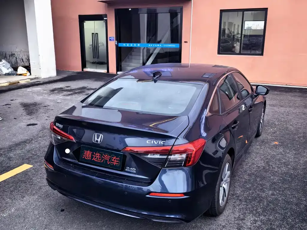 Honda Civic — фото 7
