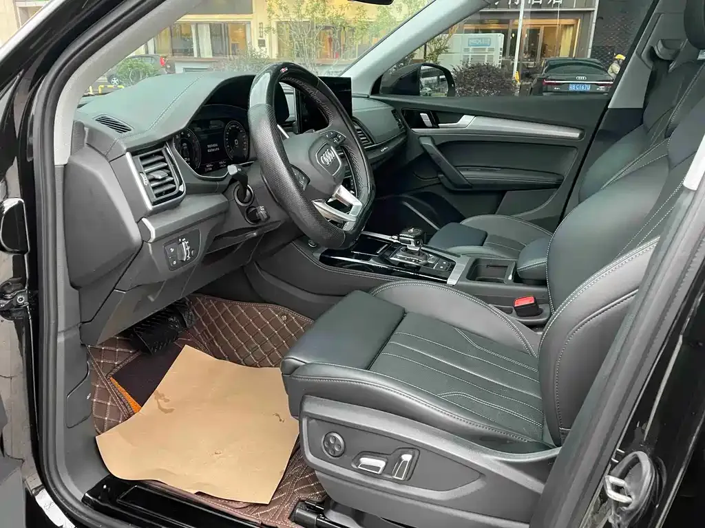 Audi Q5L 2025 из CN, фото 7