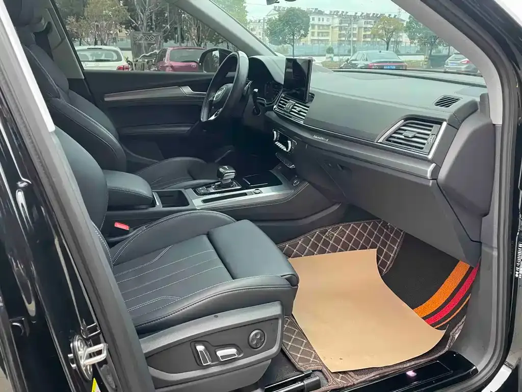 Audi Q5L 2025 из CN, фото 3