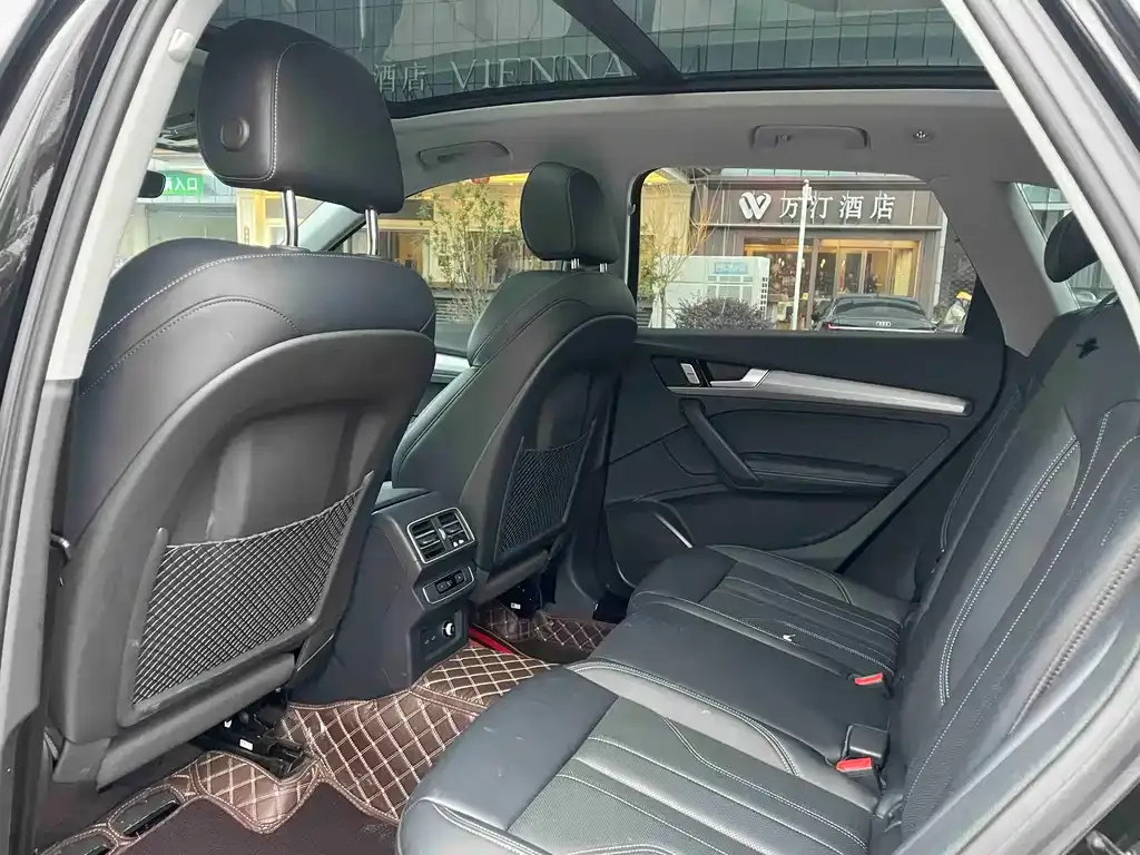 Audi Q5L 2025 из CN, фото 5