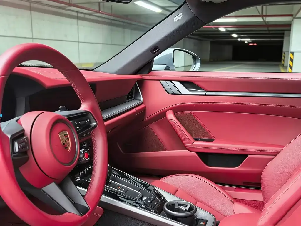 Porsche 911 2025 из CN, фото 3