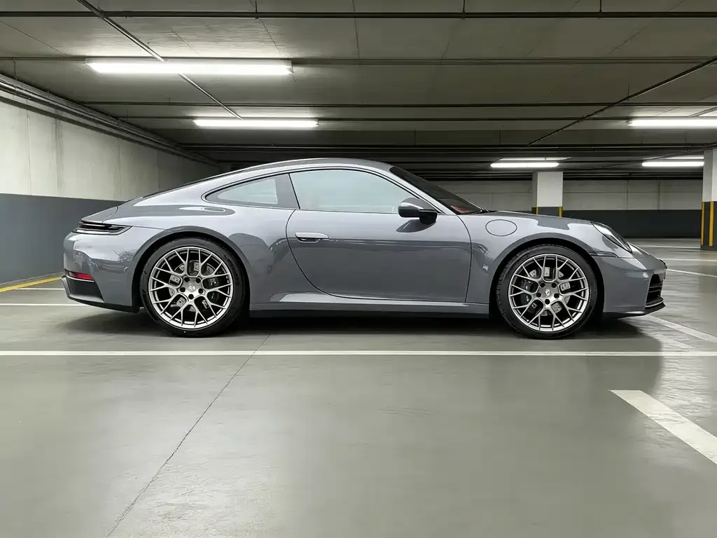 Porsche 911 2025 из CN, фото 6