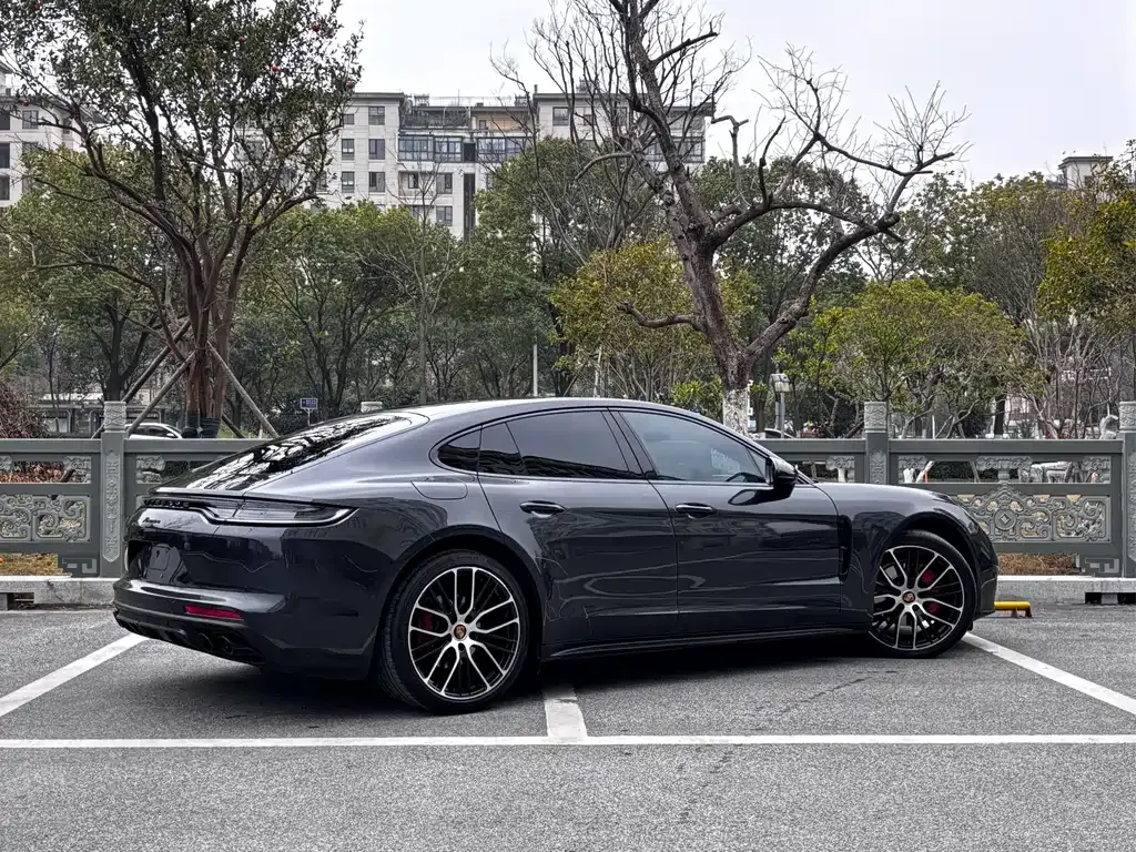 Porsche Panamera — фото 10