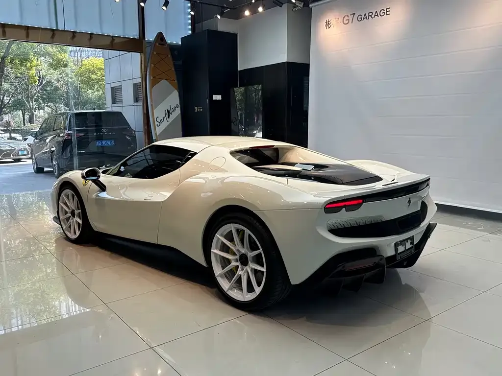 Ferrari 296 2024 из CN, фото 8