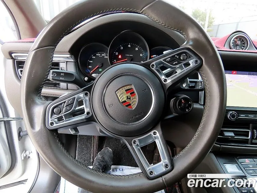 Porsche Macan 2021 из KR, фото 9