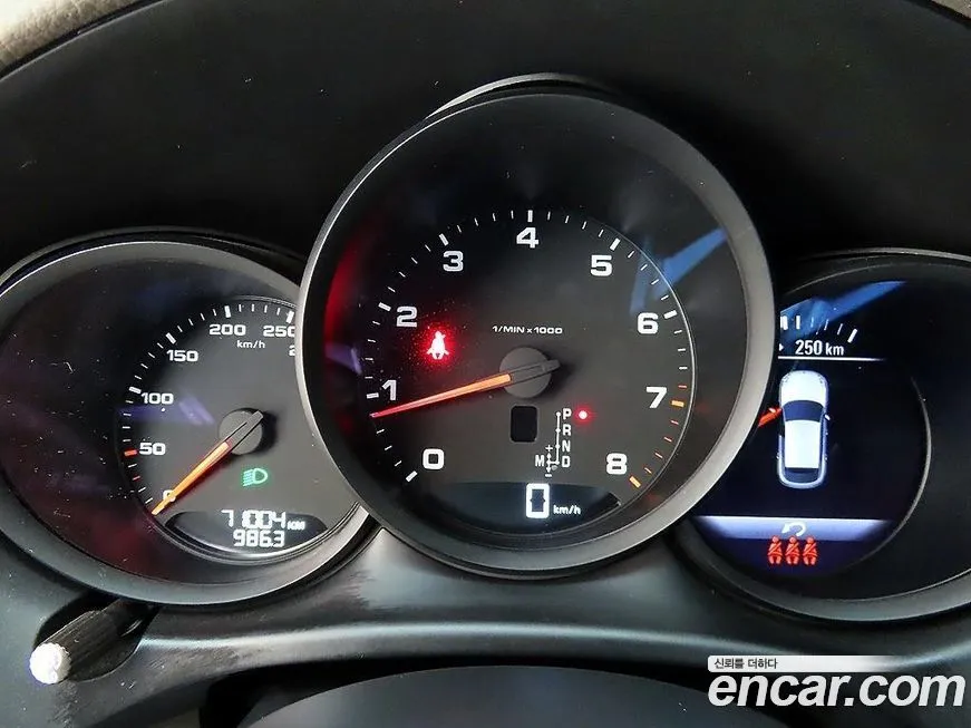 Porsche Macan 2021 из KR, фото 5